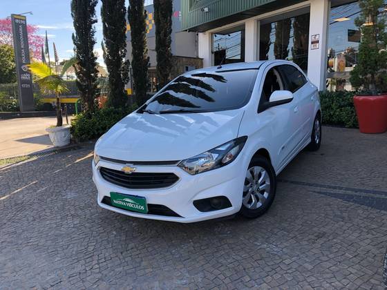 CHEVROLET ONIX 1.0 MPFI LT 8V FLEX 4P MANUAL CHEVROLET ONIX 1.0 MPFI LT 8V FLEX 4P MANUAL